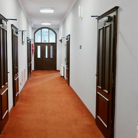 Отель Staromiejski Piwowar Легница Экстерьер фото