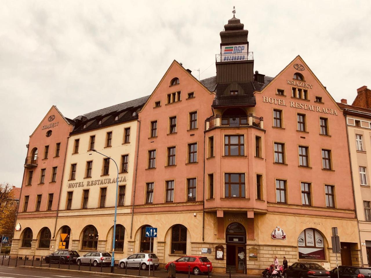 Отель Staromiejski Piwowar Легница Экстерьер фото